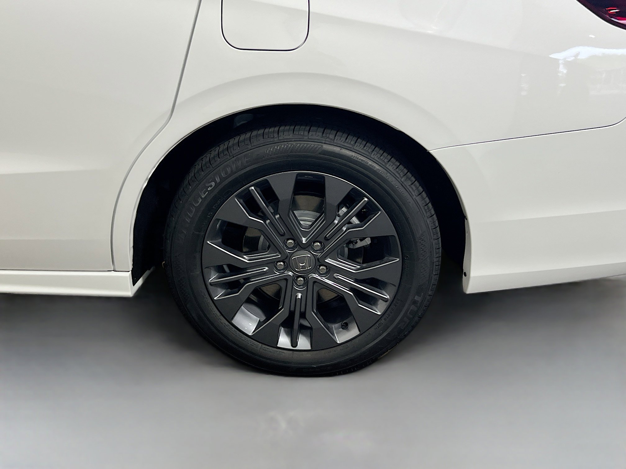New 2026 Honda Odyssey Touring image 20