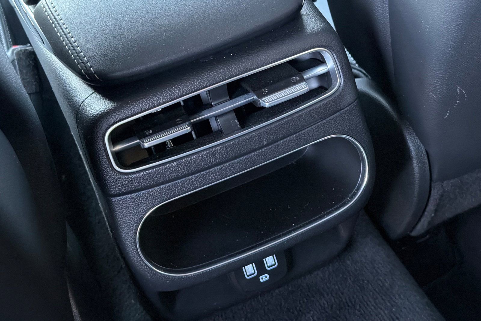 Used 2025 Genesis GV70 2.5T image 17