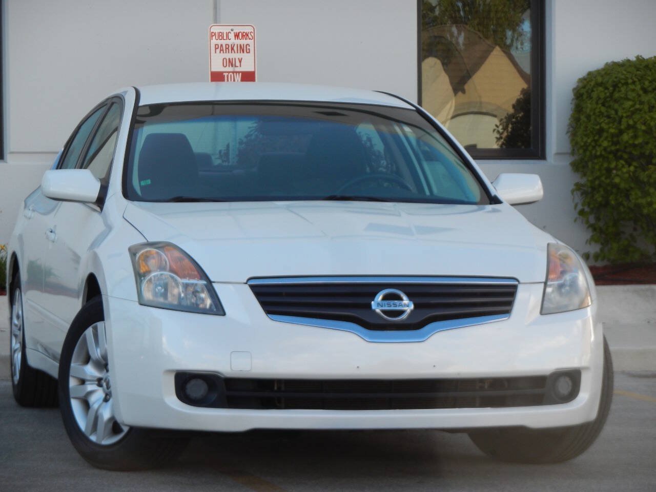 Used 2009 Nissan Altima 2.5 S w/ Convenience Pkg FWD image 5