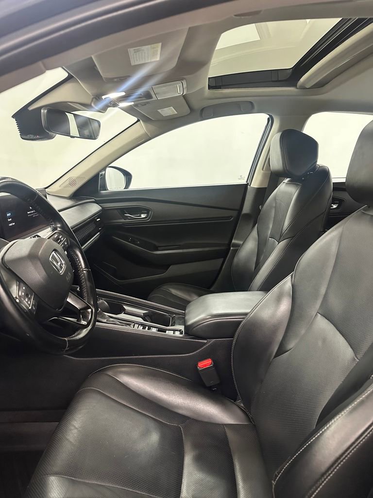 Used 2023 Honda Accord EX-L image 11