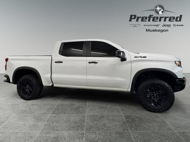 Used 2023 Chevrolet Silverado 1500 ZR2 w/ LPO, Dark Essentials Package AWD/4WD image 8