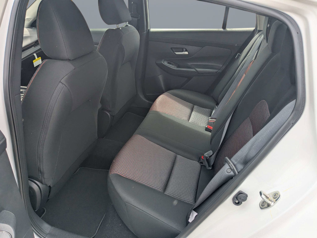 Used 2027 Nissan Sentra SR w/ SR All Weather Package FWD image 17