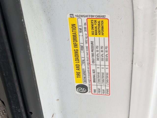 Used 2017 Chevrolet Express 2500 RWD image 15