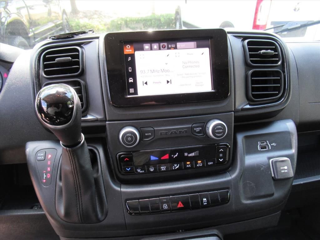 Used 2025 RAM ProMaster 2500 w/ Convenience Group FWD image 26