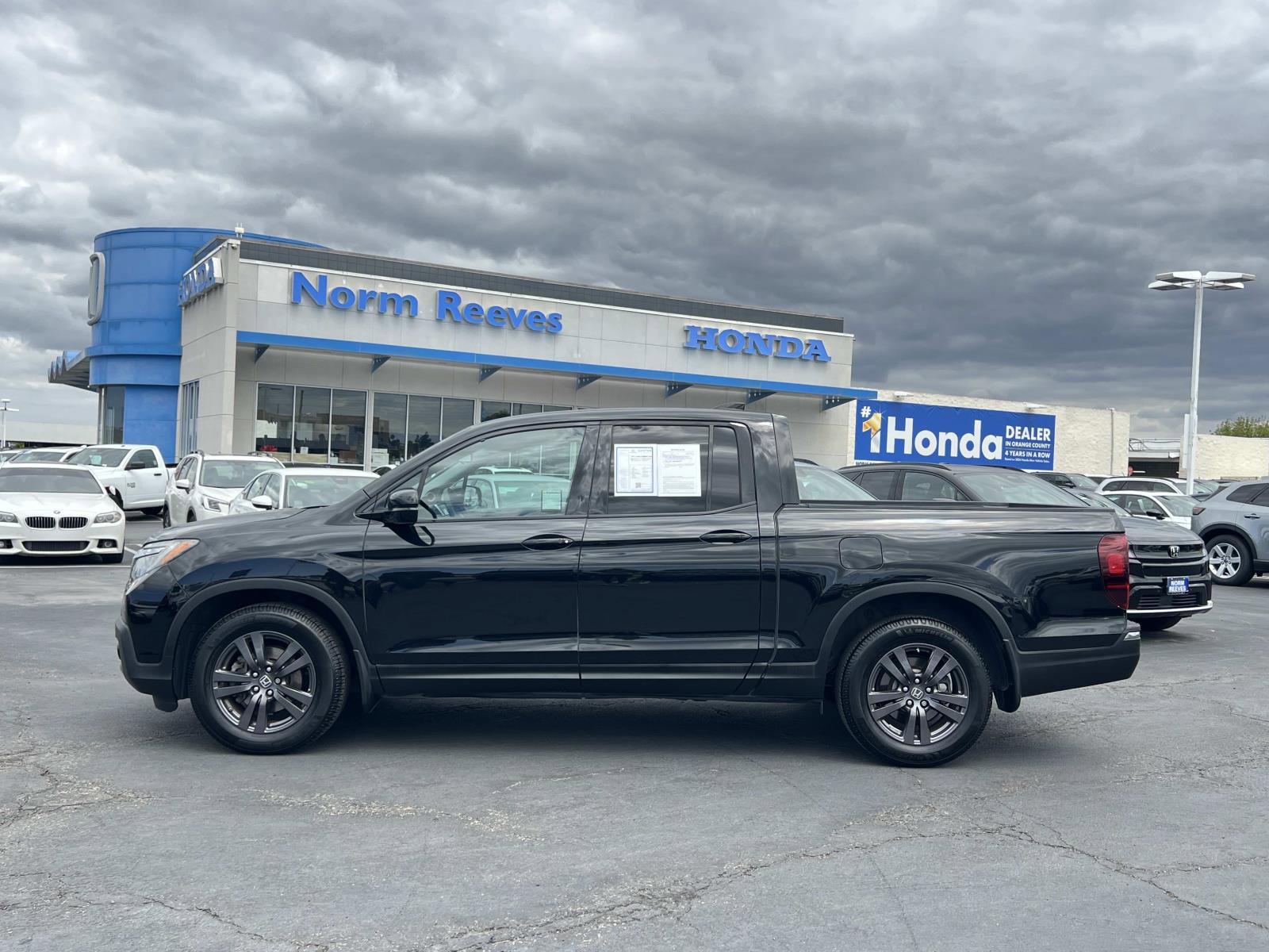 Used 2017 Honda Ridgeline Sport image 2