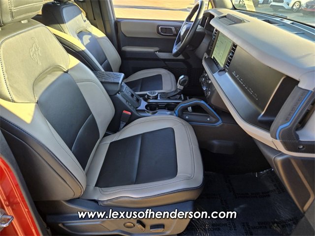 Used 2022 Ford Bronco Wildtrak image 16