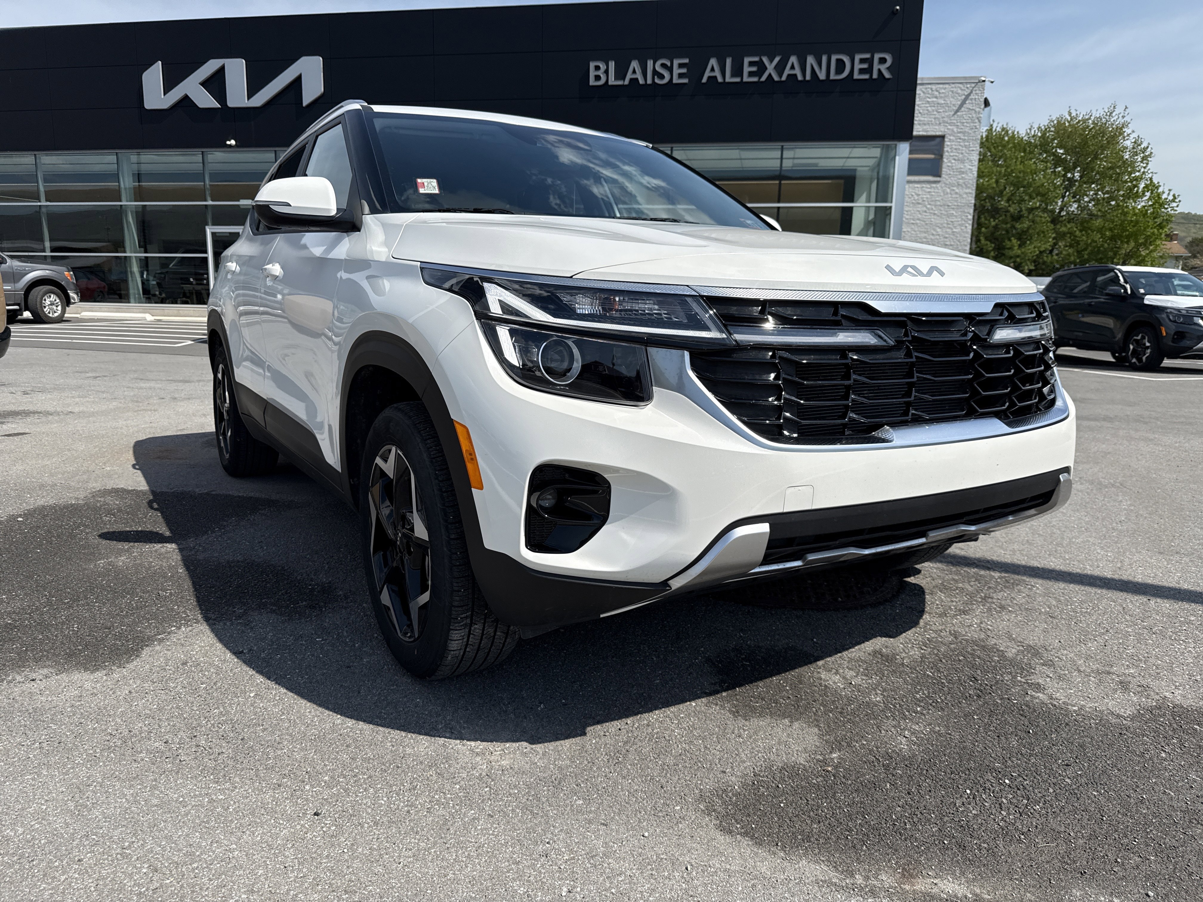 Certified 2025 Kia Seltos S AWD/4WD image 6