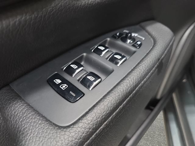 Used 2018 Volvo S90 T5 Momentum w/ Convenience Package AWD/4WD image 26