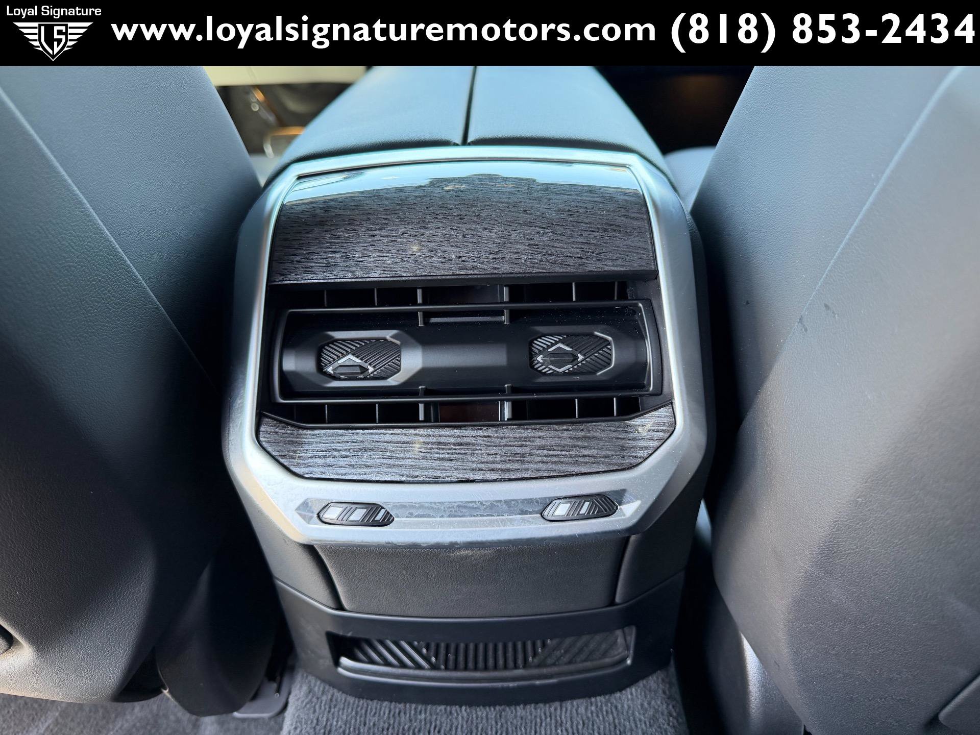 Used 2023 BMW 740i RWD image 19