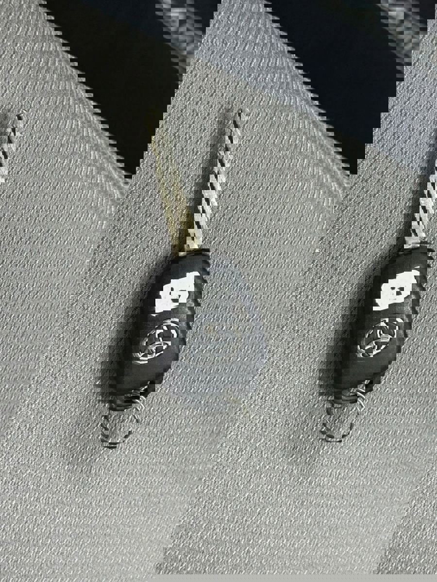 Used 2016 Toyota Camry SE image 34