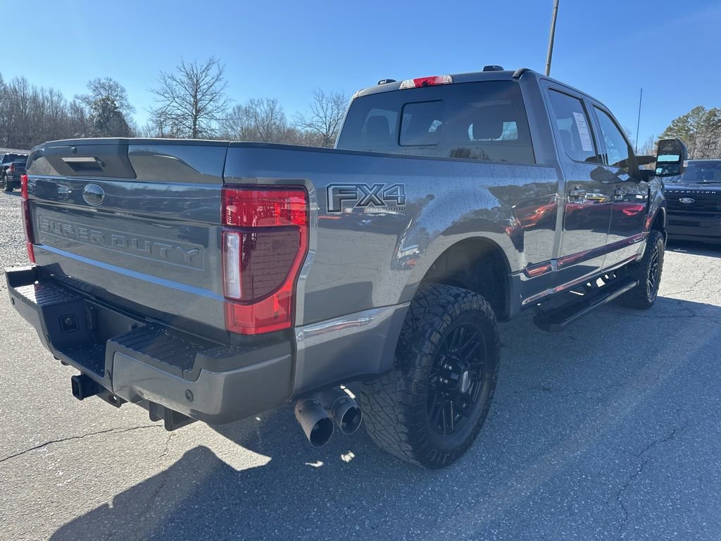 Used 2022 Ford F250 Lariat w/ Black Appearance Package image 5