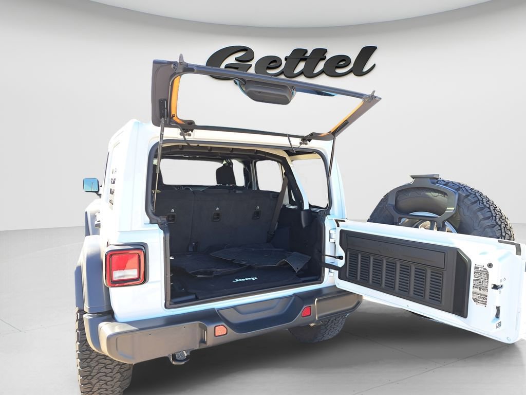 Used 2023 Jeep Wrangler Unlimited Sport image 4