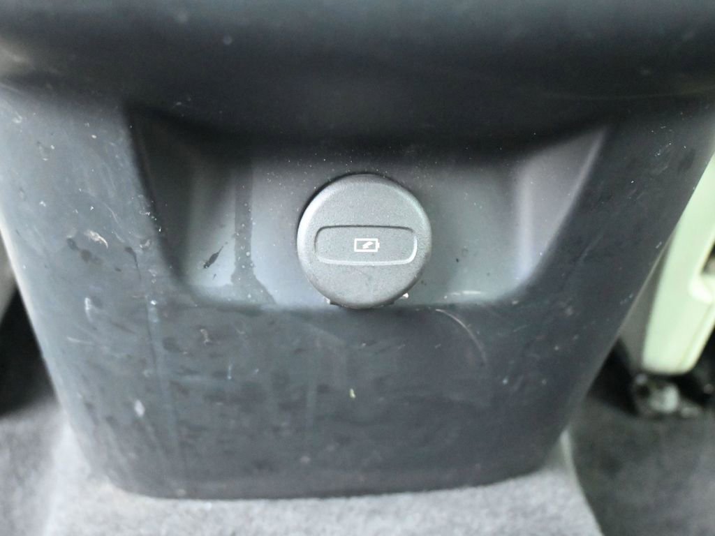 Used 2022 Volvo XC90 T6 Inscription w/ Climate Package image 19