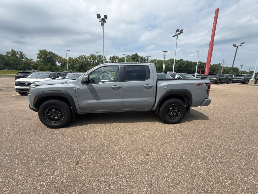 Used 2023 Nissan Frontier PRO-4X w/ Pro-4X Premium Package AWD/4WD image 5