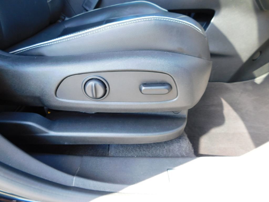 Used 2020 GMC Terrain Denali w/ Denali Premium Package image 18