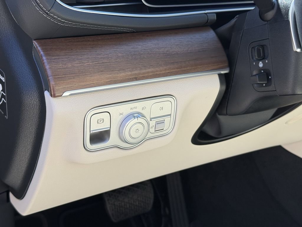 New 2026 Mercedes-Benz GLE 450 4MATIC image 16