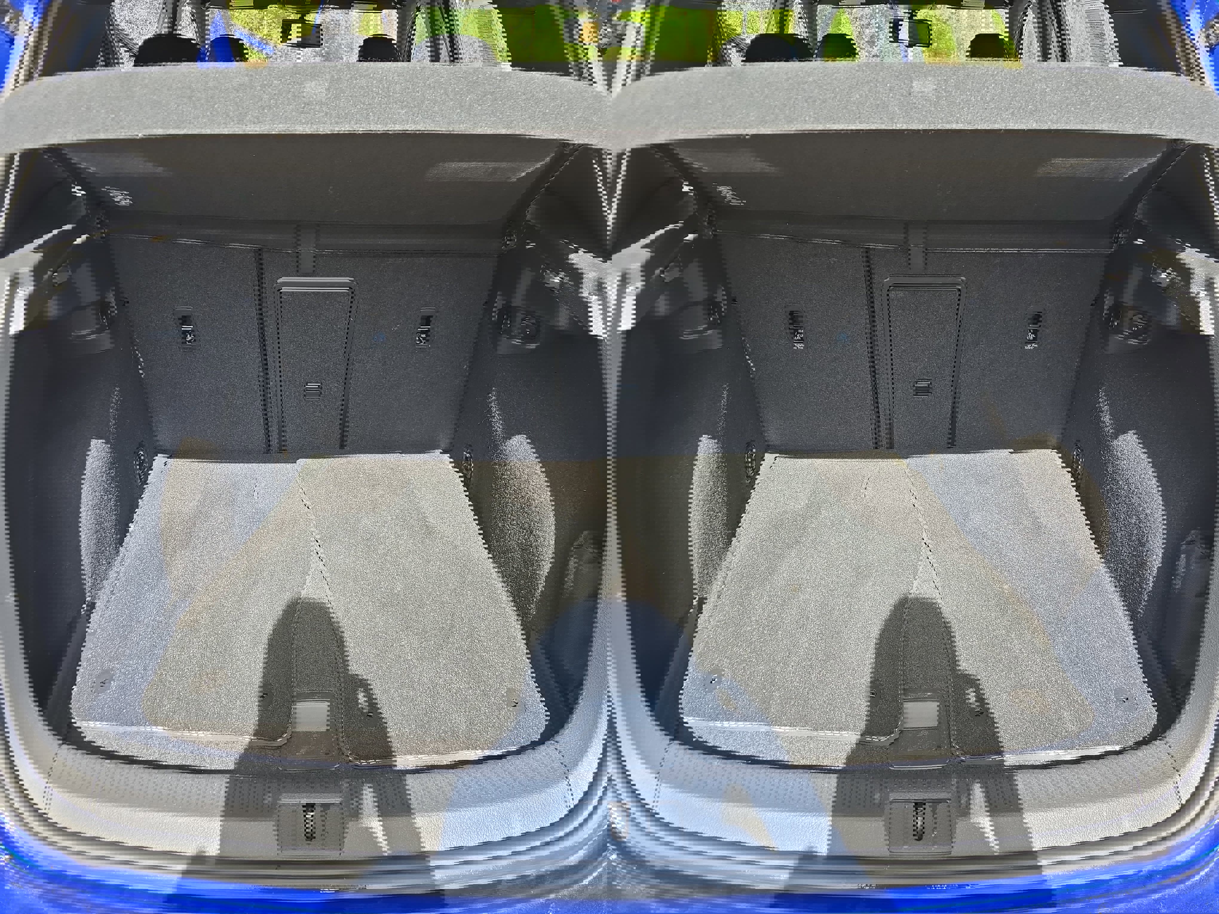 Used 2015 Volkswagen Golf R 4-Door image 13