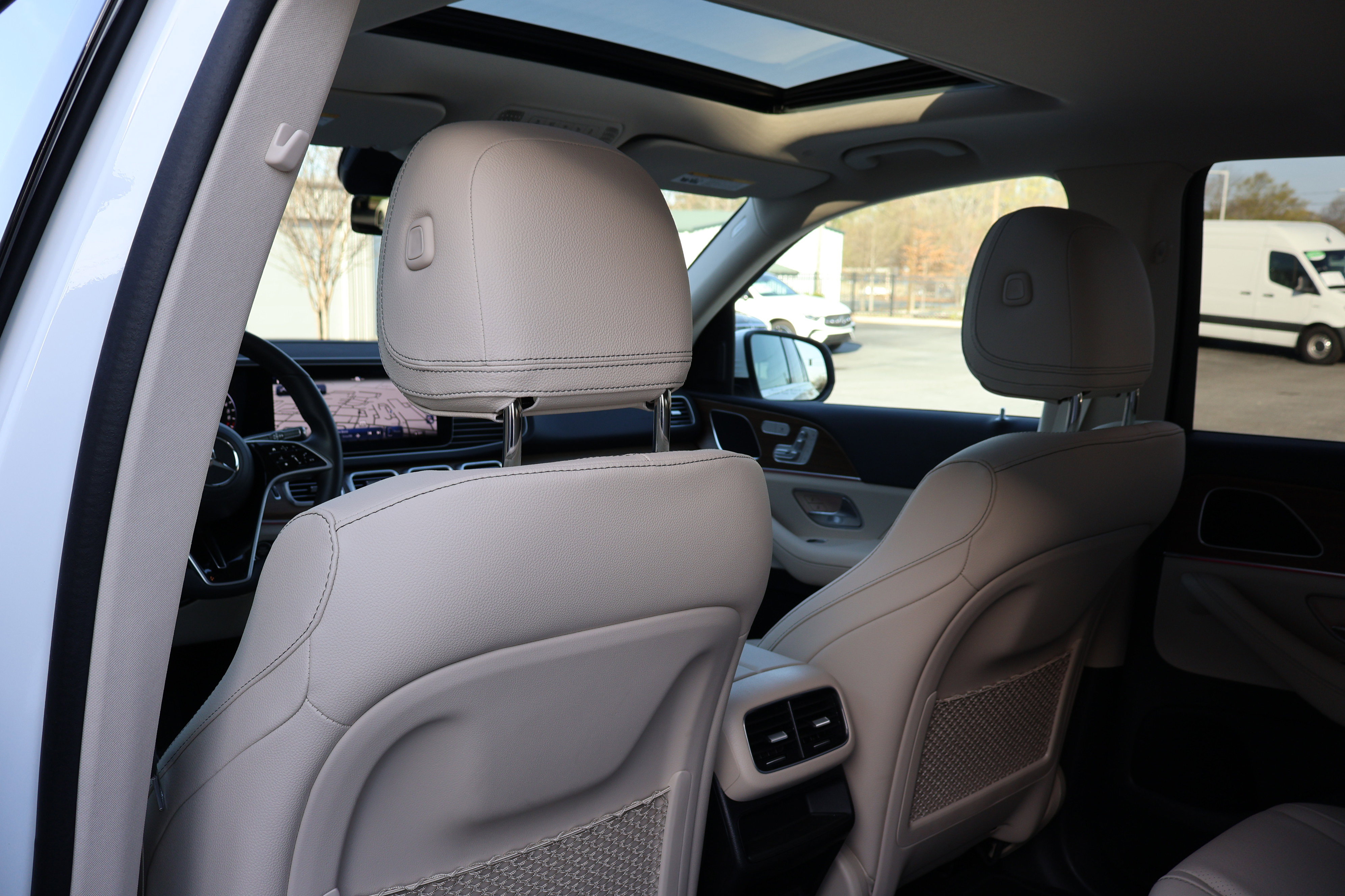 Used 2025 Mercedes-Benz GLE 450e 4MATIC image 21