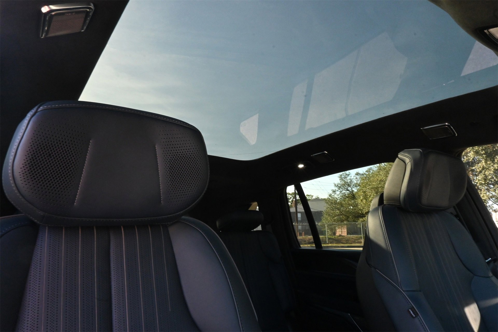 New 2025 Cadillac Escalade IQ Luxury 2 image 26