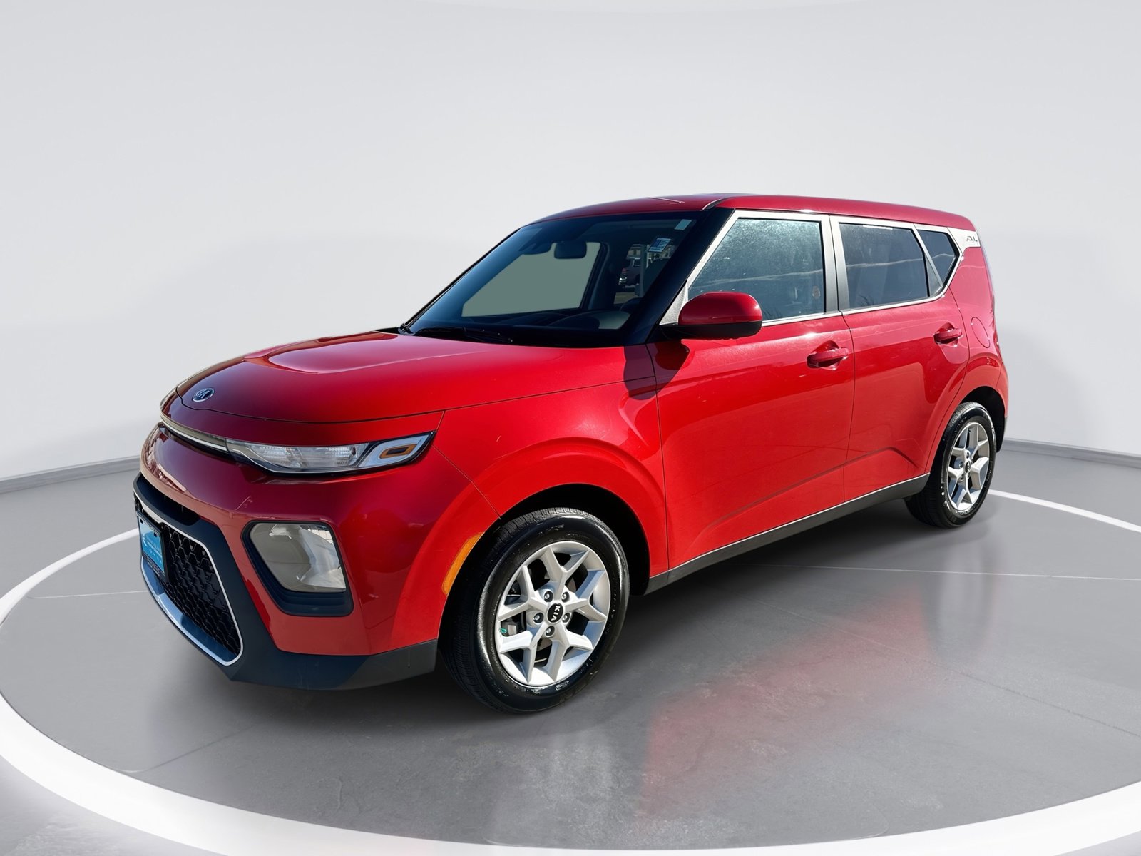Used 2020 Kia Soul S FWD image 1