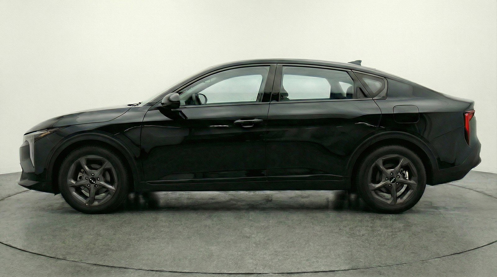 Used 2025 Kia K4 LXS image 5