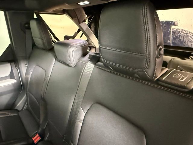 Used 2021 Ford Bronco Badlands image 44