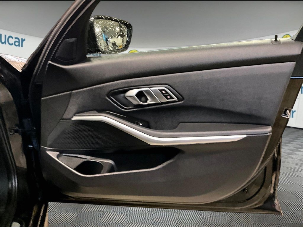 Used 2019 BMW 330i xDrive Sedan w/ Convenience Package AWD/4WD image 12