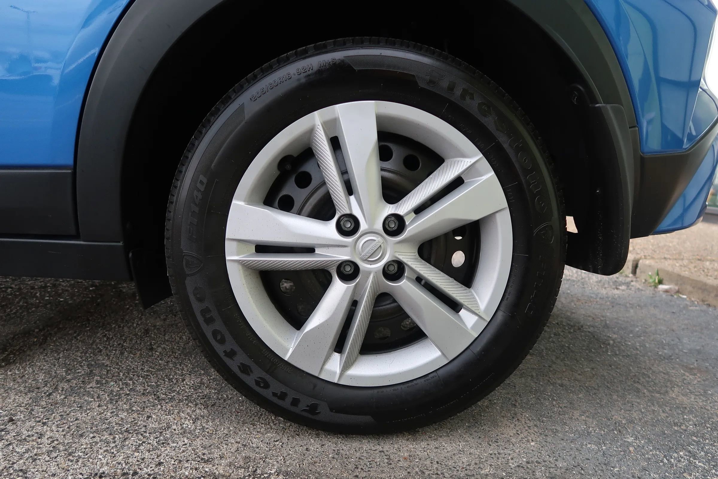 Used 2024 Nissan Kicks S image 49