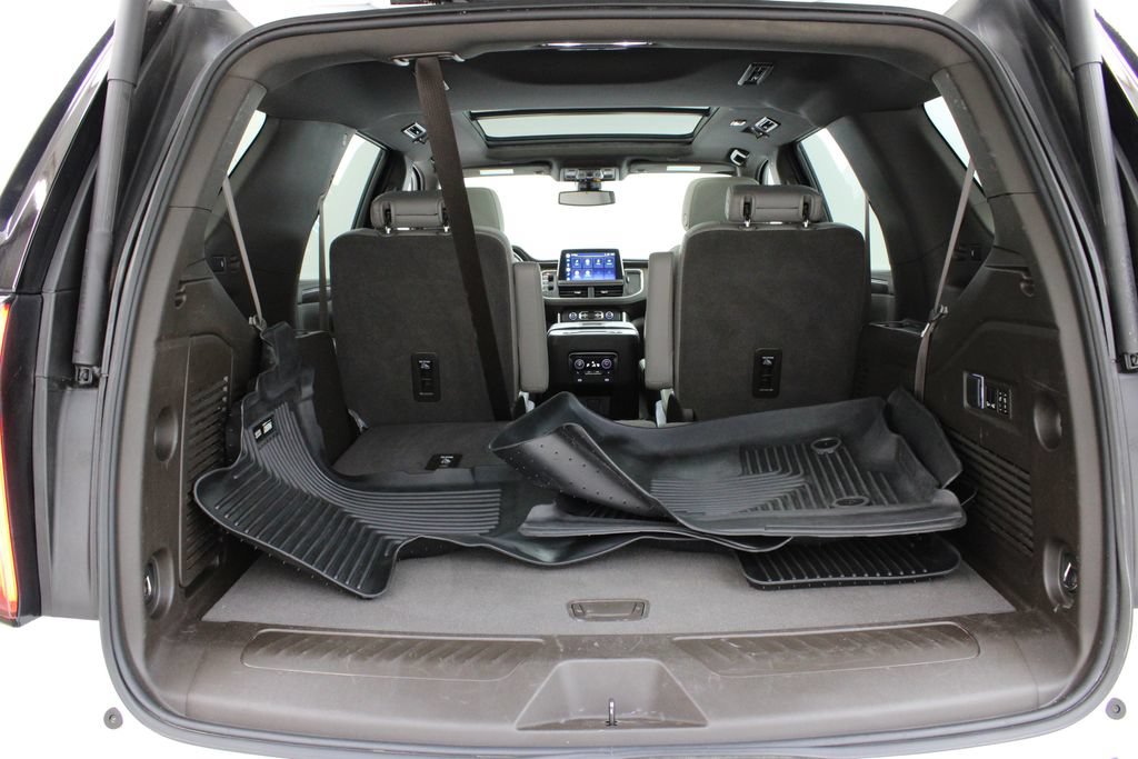 Used 2022 Chevrolet Tahoe LT w/ LT Signature Package RWD image 30