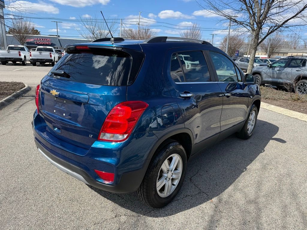 Used 2020 Chevrolet Trax LT w/ LT Convenience Package image 5