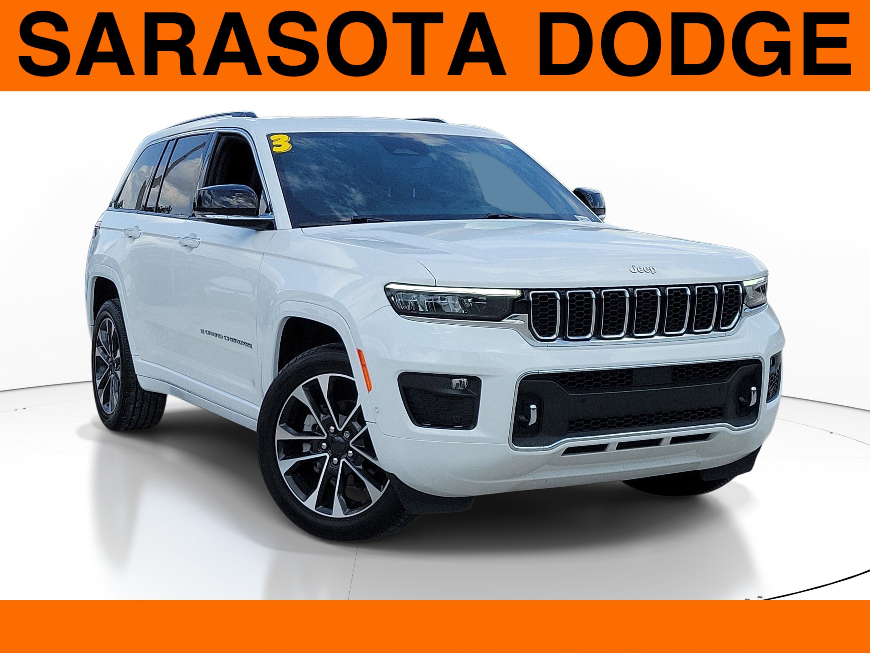 Used 2023 Jeep Grand Cherokee Overland w/ Trailer Tow Prep Group (B)