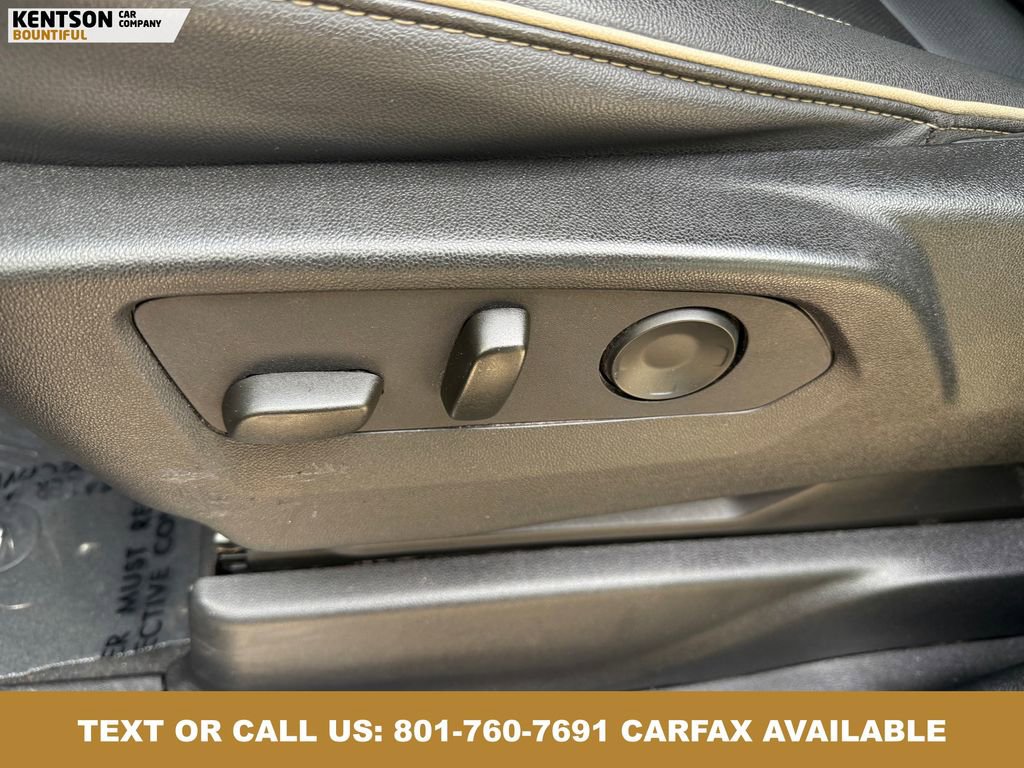 Used 2024 GMC Yukon SLT image 34