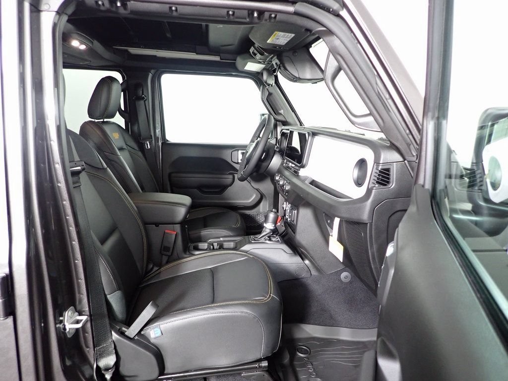 New 2025 Jeep Wrangler Unlimited Sport AWD/4WD image 31