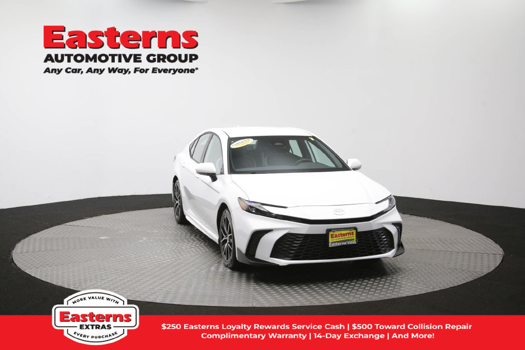 Used 2025 Toyota Camry SE FWD image 50