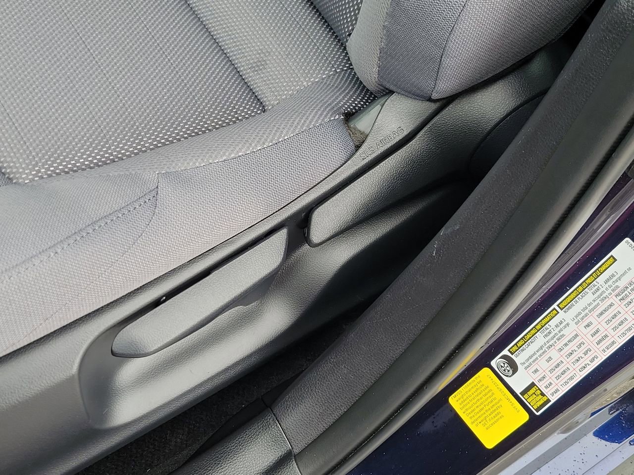 Used 2025 Toyota Corolla SE image 17