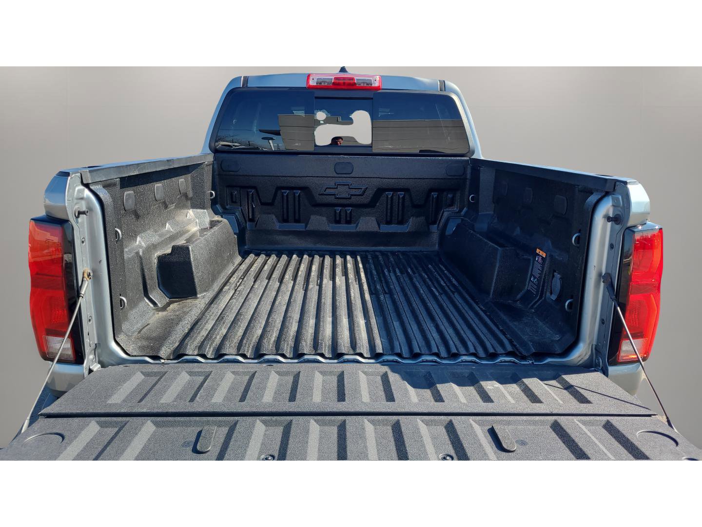 Used 2023 Chevrolet Colorado LT w/ LT Convenience Package III image 25