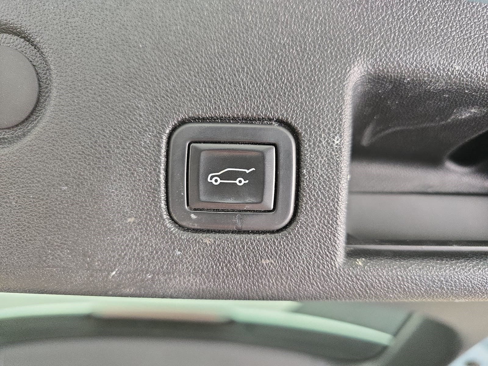 Used 2022 Chevrolet Equinox LT FWD image 31