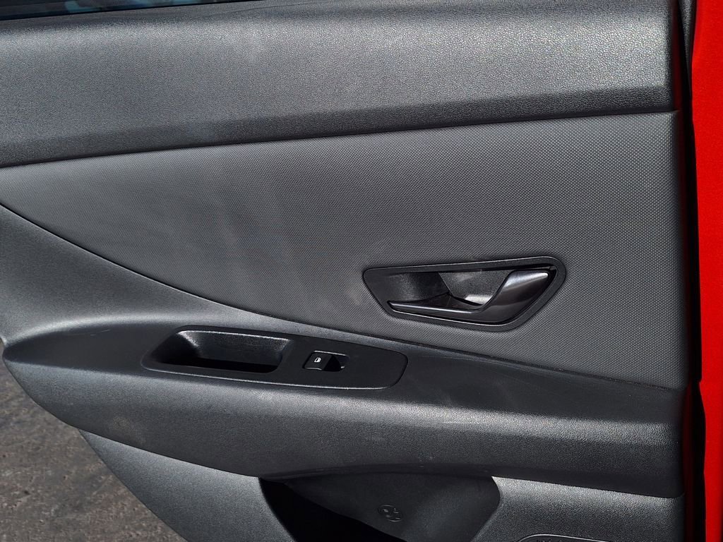 Used 2022 Hyundai Elantra N Line image 14