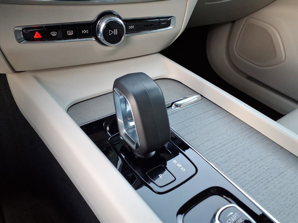 Certified 2024 Volvo S60 B5 Ultimate image 26