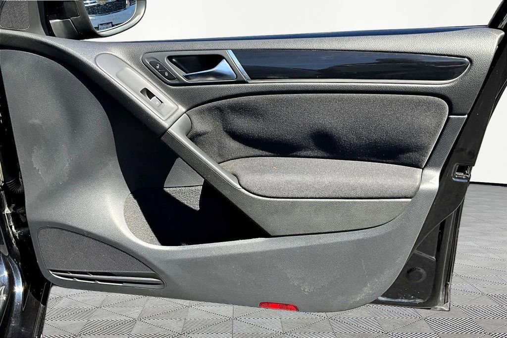 Used 2013 Volkswagen GTI 4-Door image 22