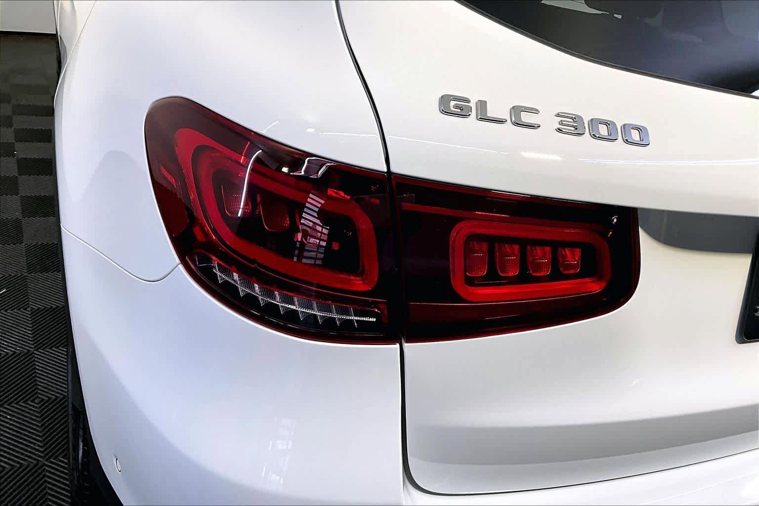 Certified 2022 Mercedes-Benz GLC 300 4MATIC image 28