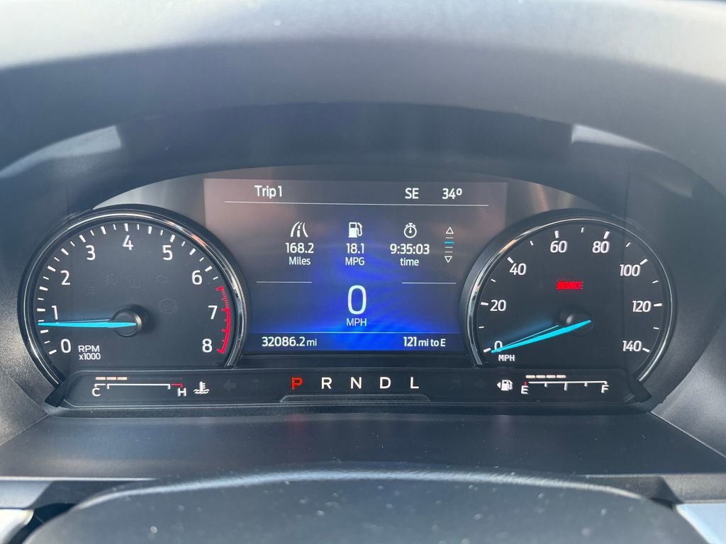 Used 2022 Ford Explorer XLT image 25