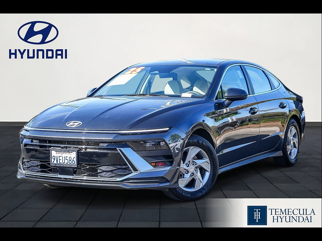 Certified 2025 Hyundai Sonata SE FWD image 1