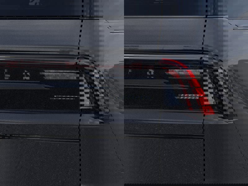 New 2025 Lincoln Navigator Reserve w/ Jet Appearance Package image 21