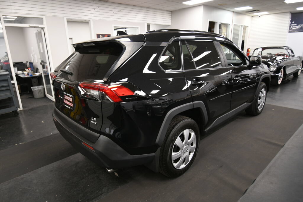 Used 2019 Toyota RAV4 LE w/ All Weather Liner Package AWD/4WD image 7