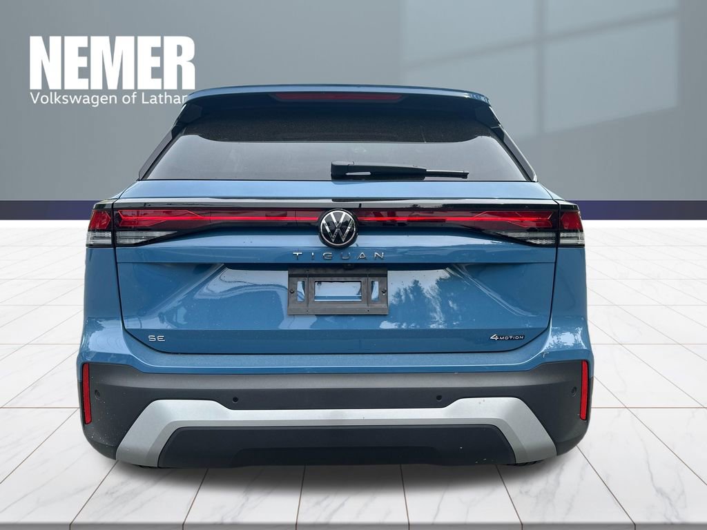 New 2026 Volkswagen Tiguan SE AWD/4WD image 3