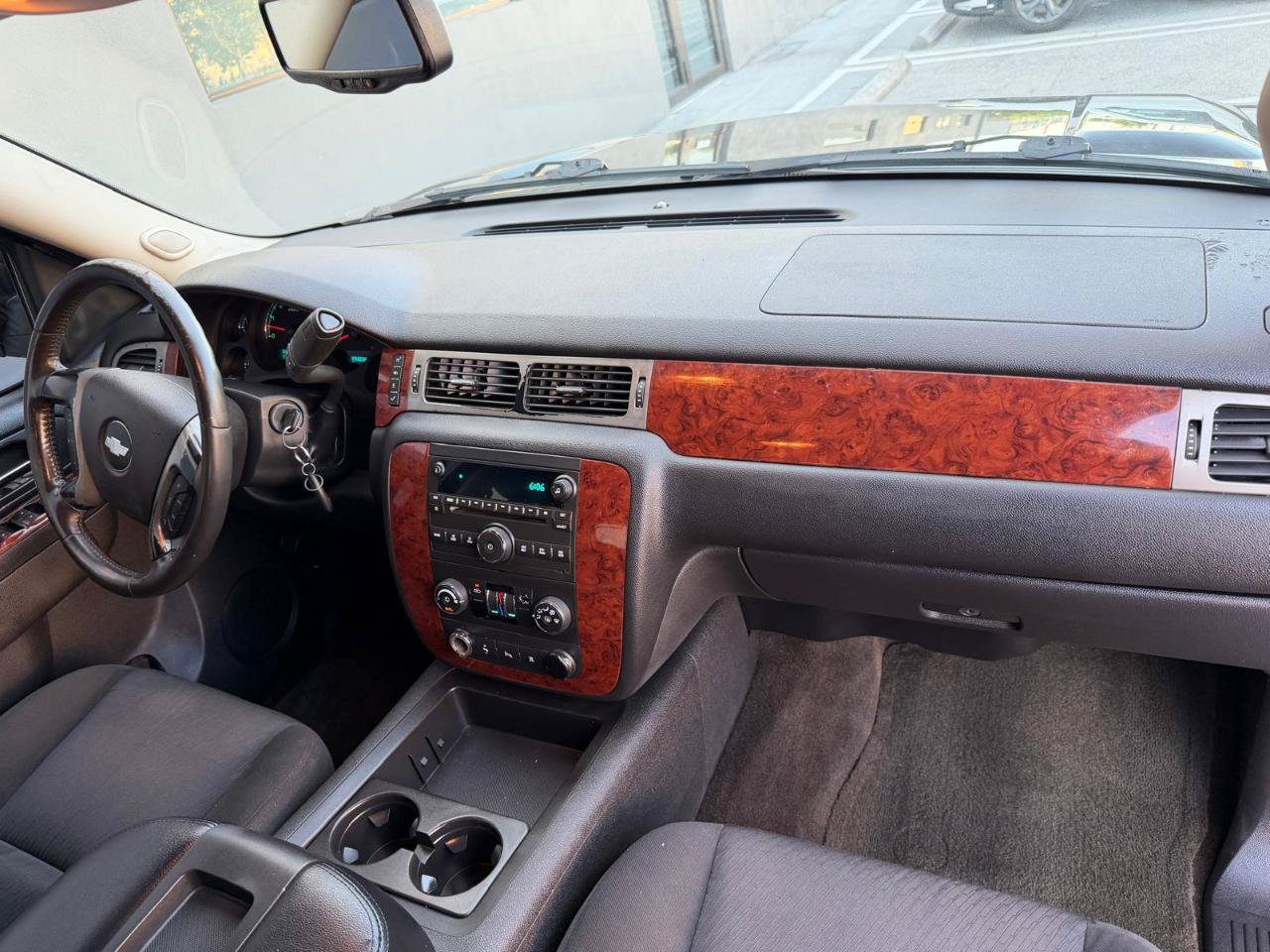 Used 2011 Chevrolet Avalanche LS w/ Convenience Package RWD image 13