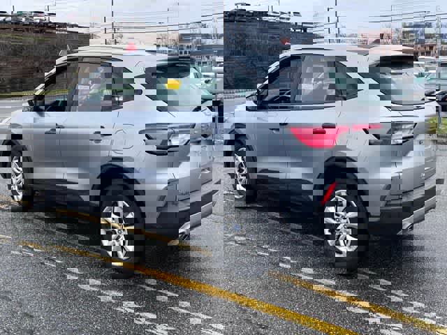 Used 2022 Ford Escape S image 6