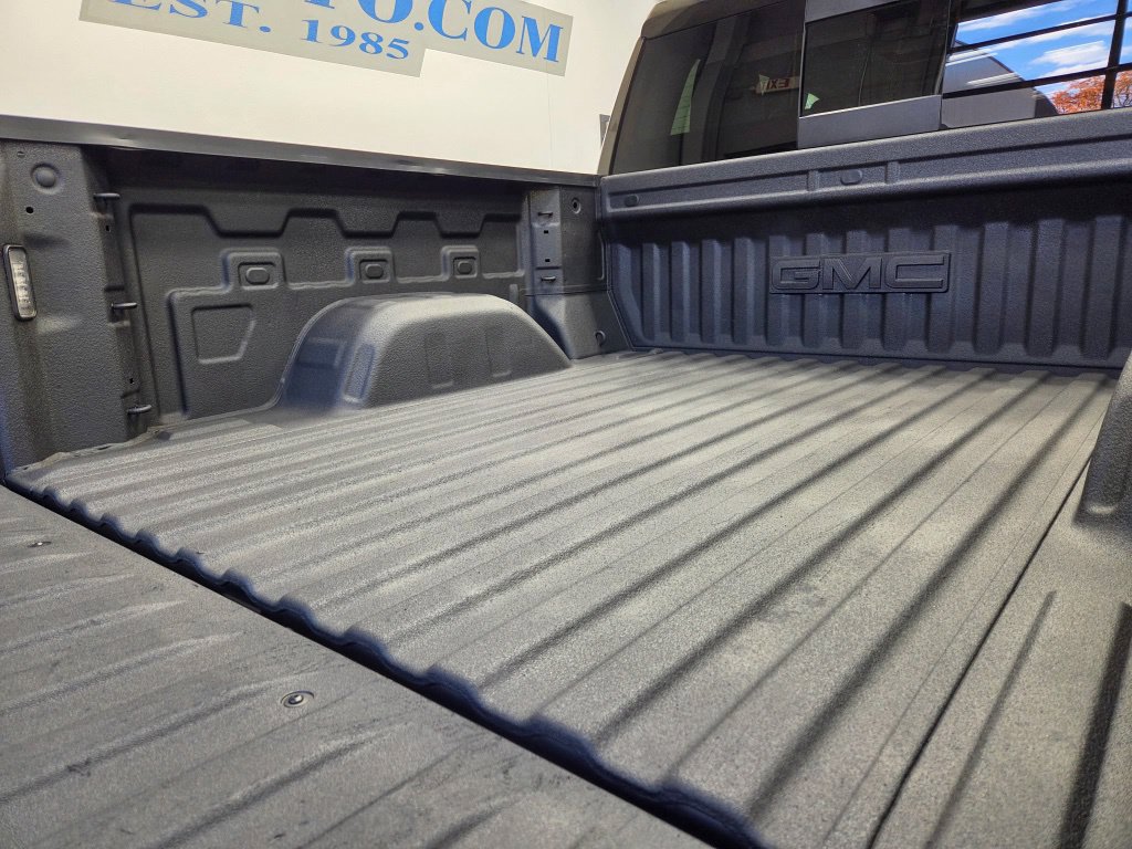 Used 2024 GMC Sierra 1500 Elevation w/ Elevation Premium Package AWD/4WD image 14