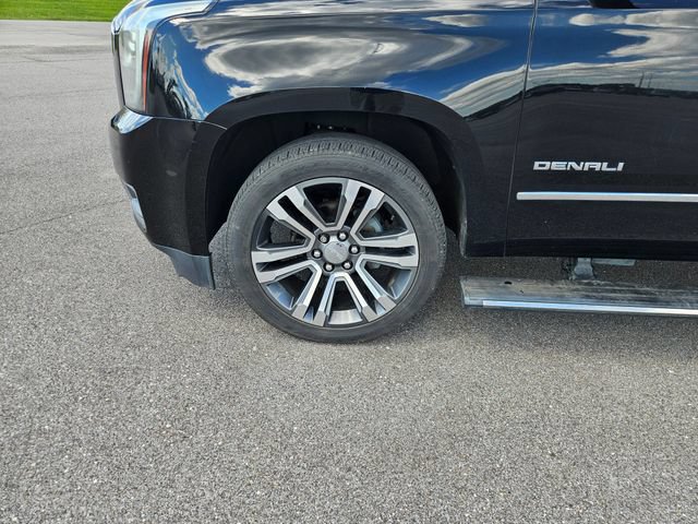 Used 2019 GMC Yukon Denali w/ Enhanced Security Package RWD image 29